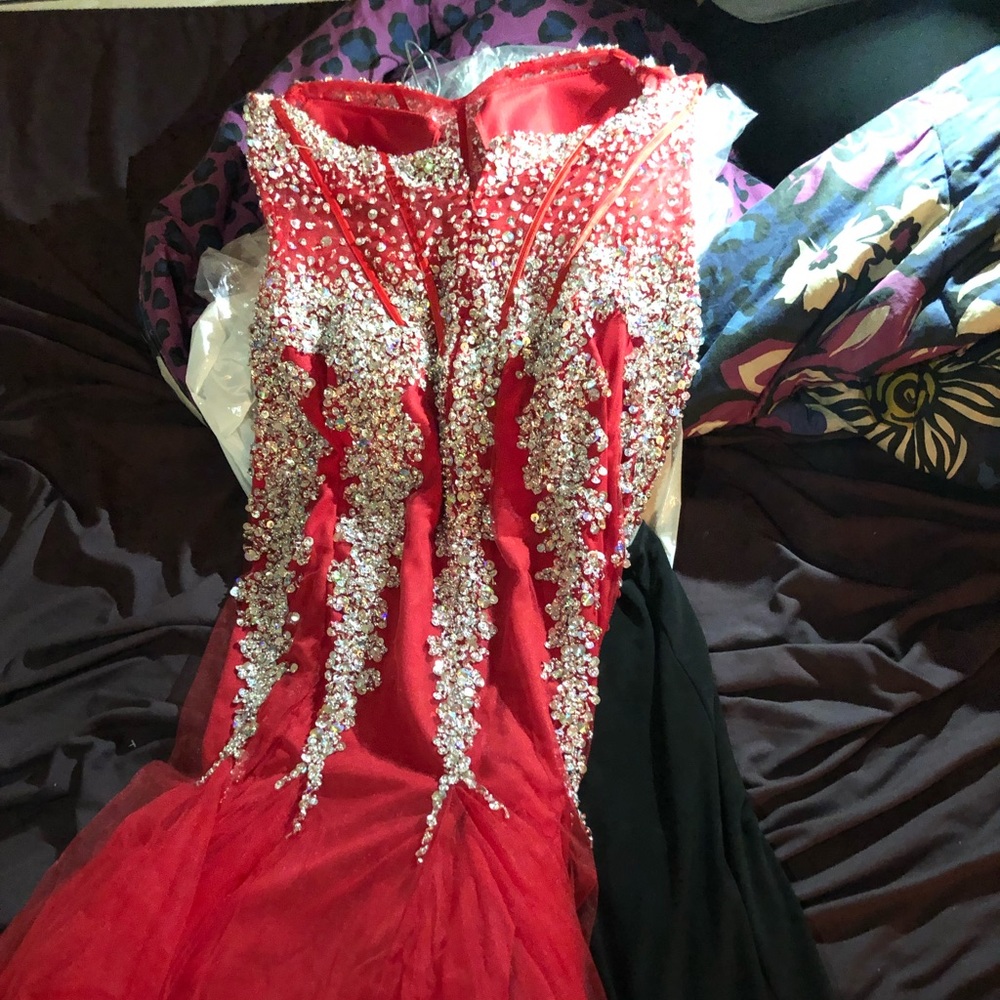 Prom dress - Picture 4 of 5